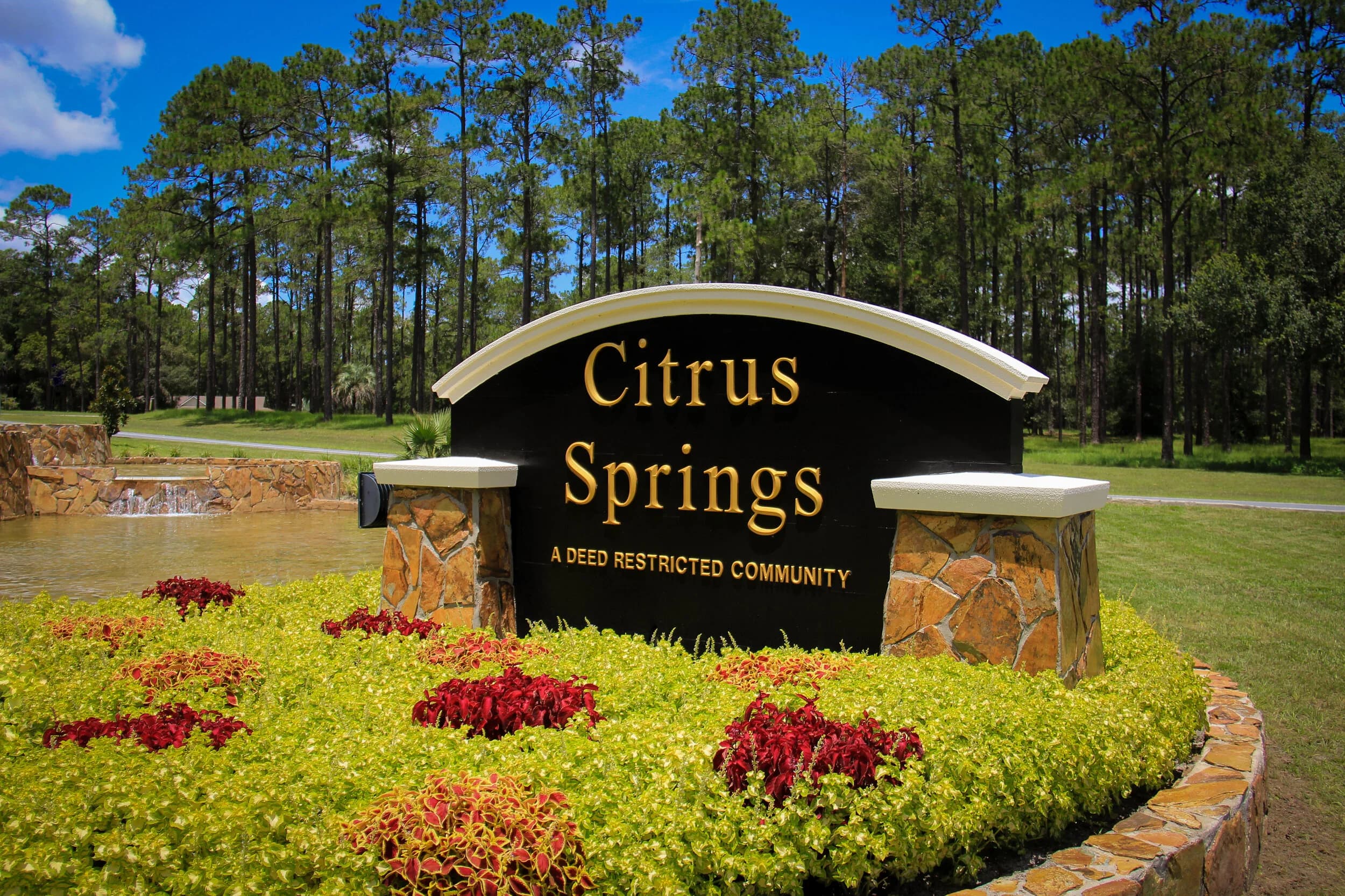 Citrus Springs FL community sign — stump grinding services in Citrus Springs